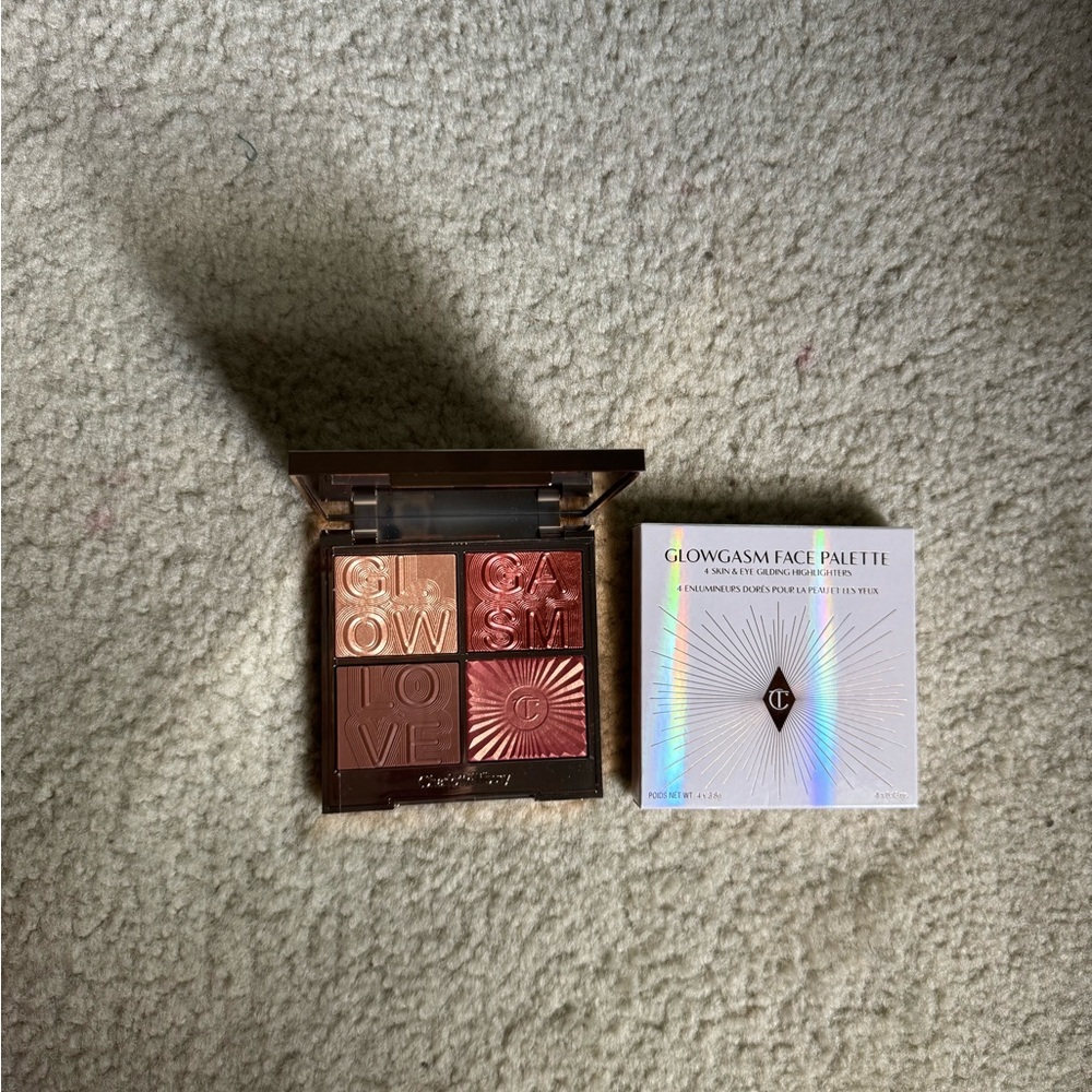 Charlotte Tilbury Glowgasm Face Palette - Gold and Pink Hues - Picture 3 of 7